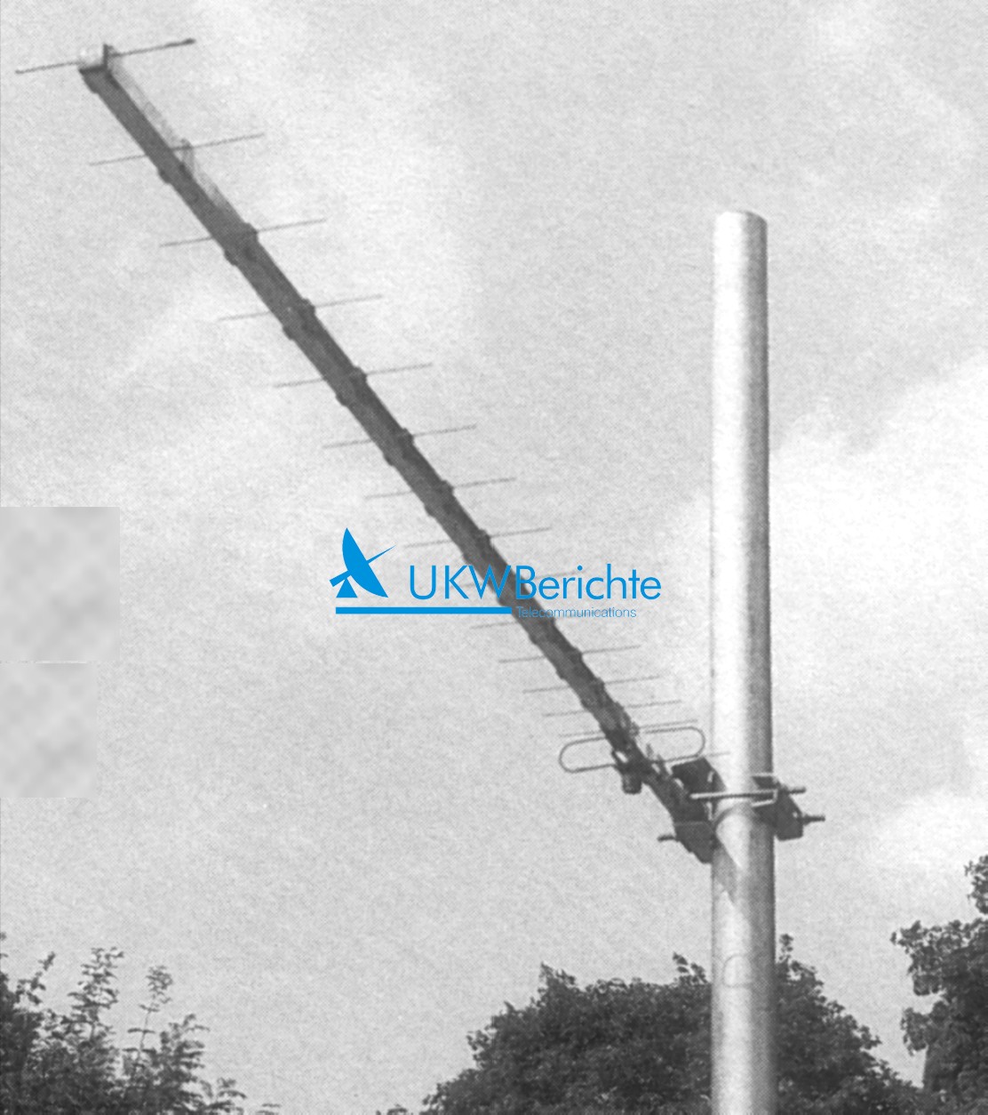 FX 2304 V - 16 Element Yagi Vormastmontage